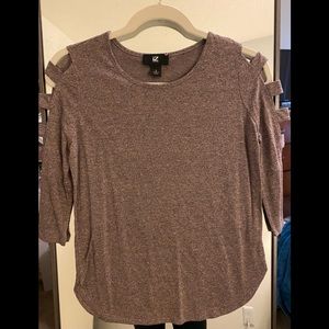 Kohl's Purple/Grey Top with Cut Out Sleeves in S
